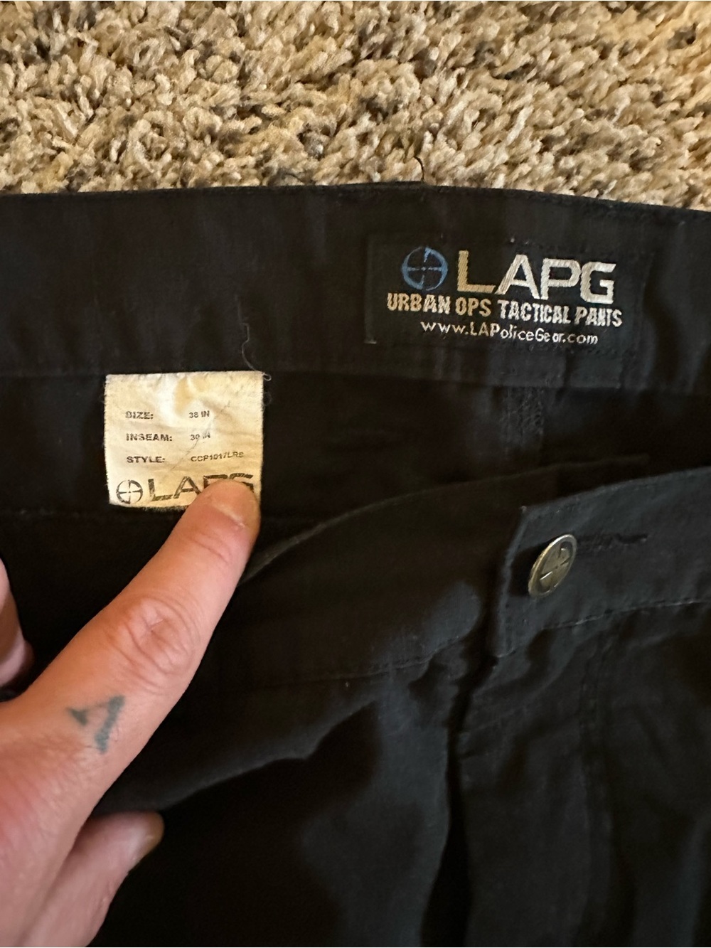 LAPG Core Men's Black Cargo Pants - Picture 3 of 4